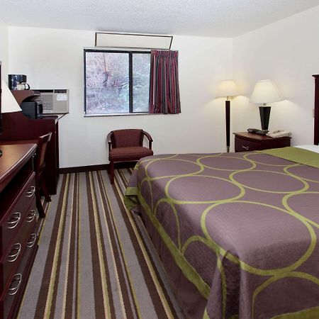 Hotel Super 8 By Wyndham Tuscaloosa Zewnętrze zdjęcie