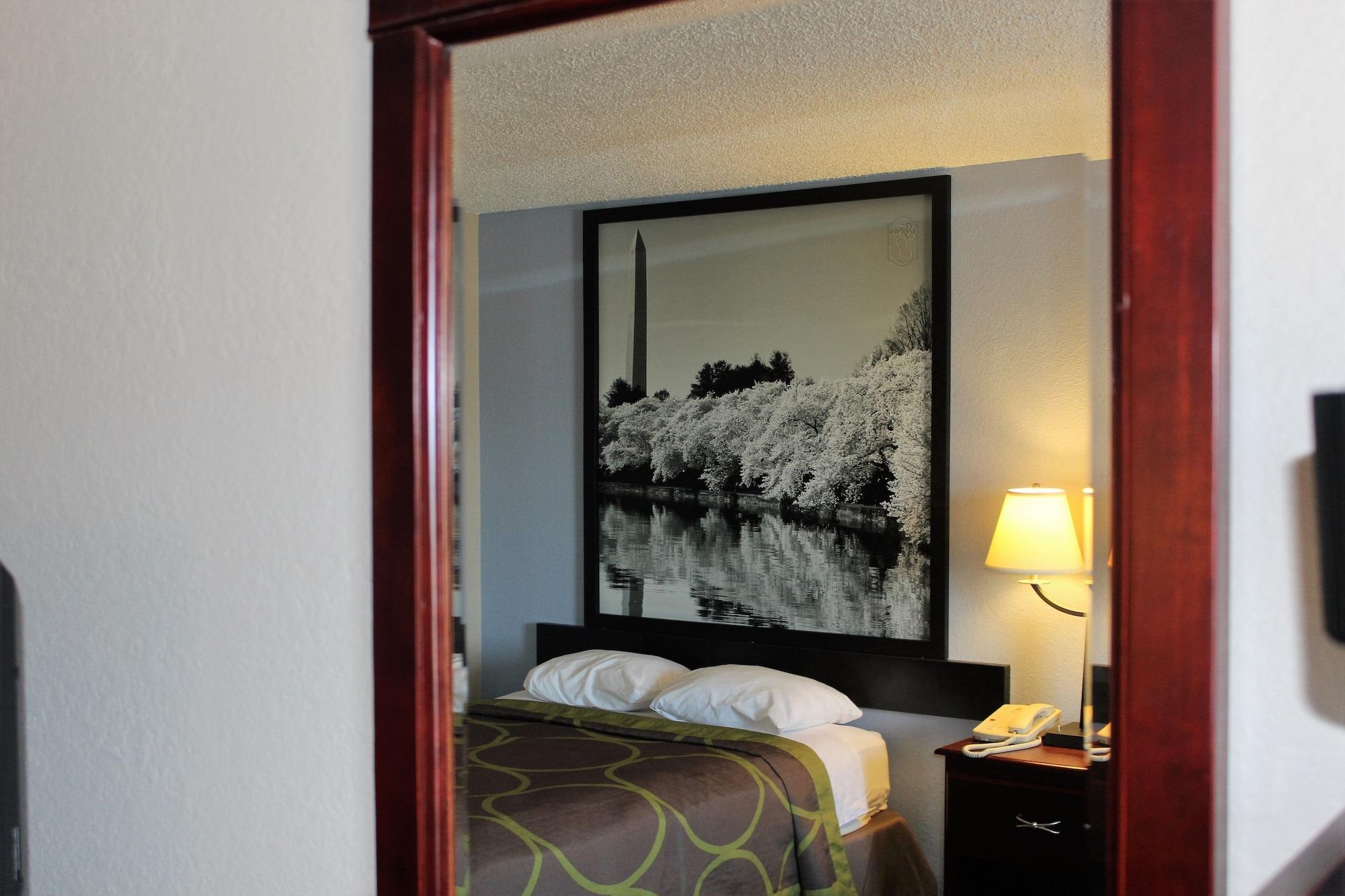 Hotel Super 8 By Wyndham Tuscaloosa Zewnętrze zdjęcie