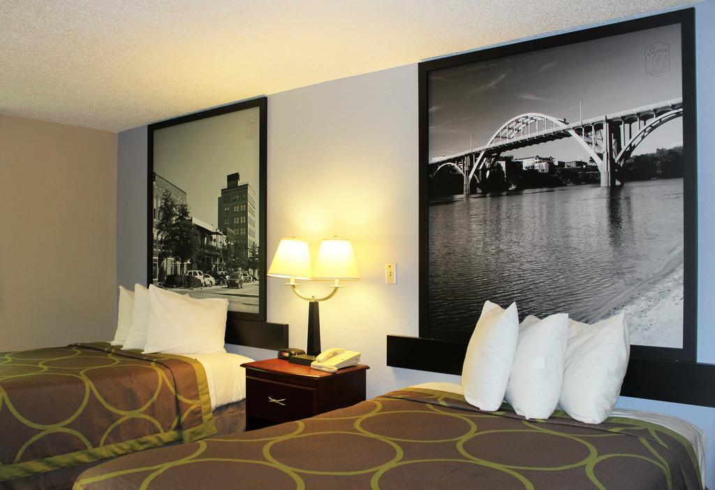 Hotel Super 8 By Wyndham Tuscaloosa Zewnętrze zdjęcie