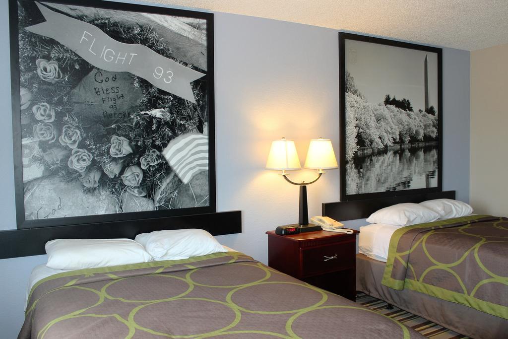 Hotel Super 8 By Wyndham Tuscaloosa Zewnętrze zdjęcie